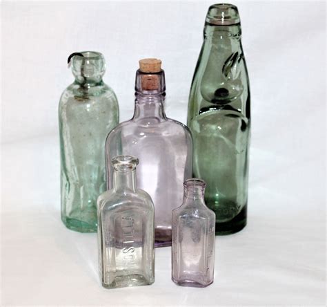 dating antique glass bottles